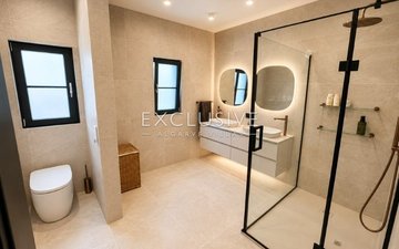 Property slide 17