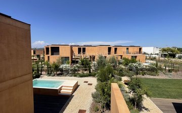 Property slide 25