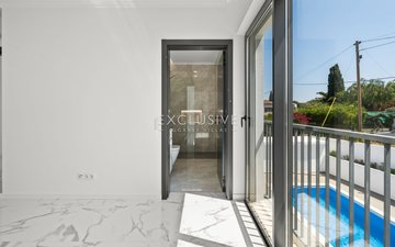 Property slide 17