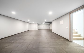 Property slide 28