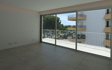 Property slide 22