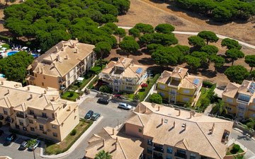 Property slide 32