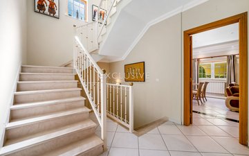 Property slide 22