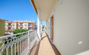 Property slide 21