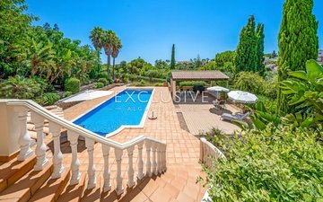 Property slide 39