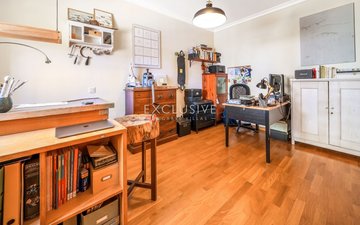 Property slide 17
