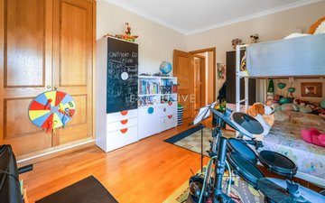 Property slide 21