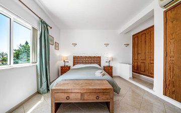 Property slide 48