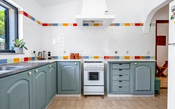 Property slide 46