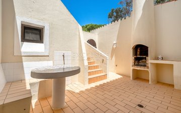Property slide 17