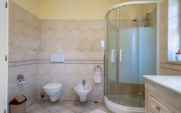Property slide 21