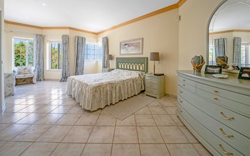 Property slide 18