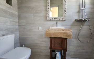Property slide 18