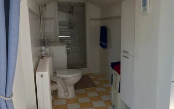 Property slide 16