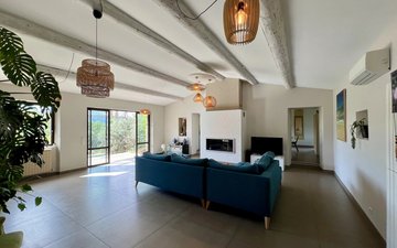 Property slide 15