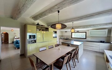 Property slide 17