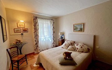 Property slide 19