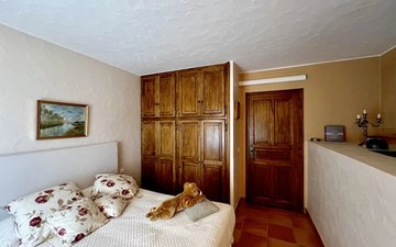 Property slide 20