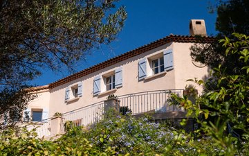 Property slide 9