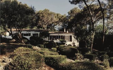 Property slide 14