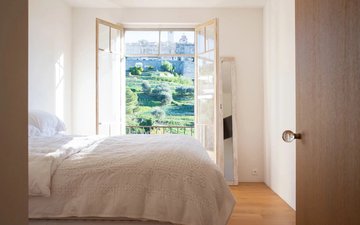 Property slide 10