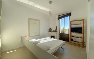 Property slide 7