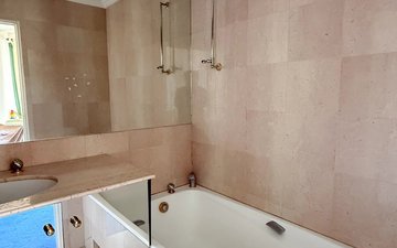 Property slide 10