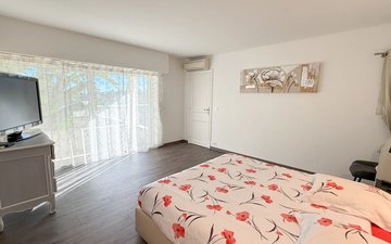 Property slide 8