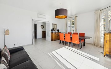 Property slide 18