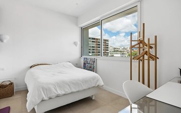 Property slide 16