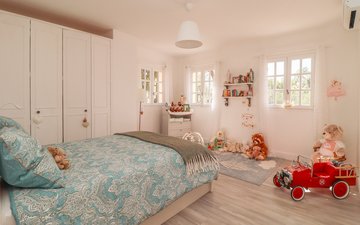 Property slide 18