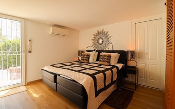 Property slide 15