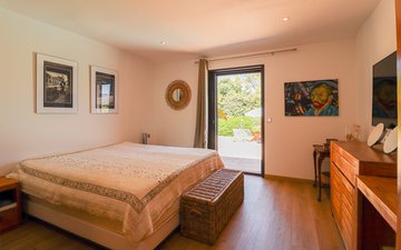Property slide 17