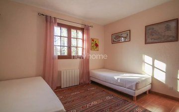 Property slide 17