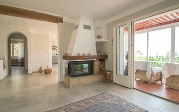 Property slide 15