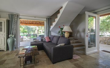 Property slide 6