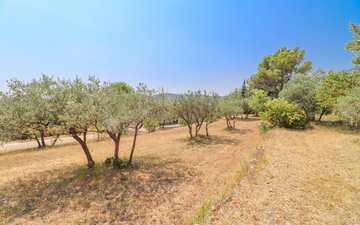 Property slide 18