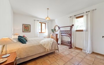 Property slide 15