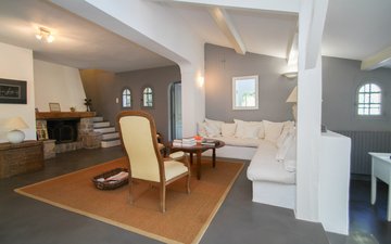 Property slide 4