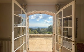 Property slide 19