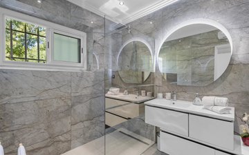 Property slide 15