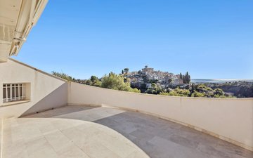 Property slide 19
