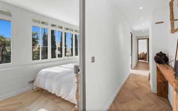 Property slide 18