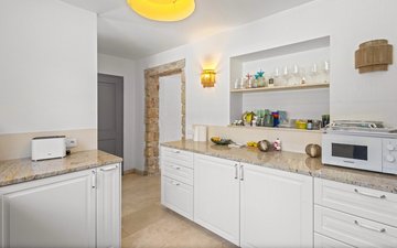 Property slide 15