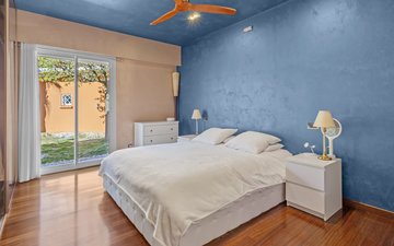 Property slide 10