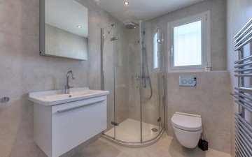 Property slide 19