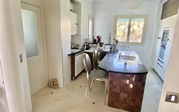 Property slide 6