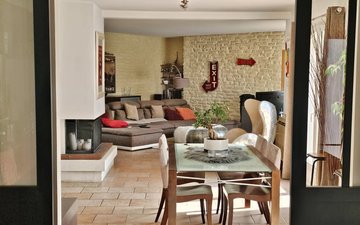 Property slide 10