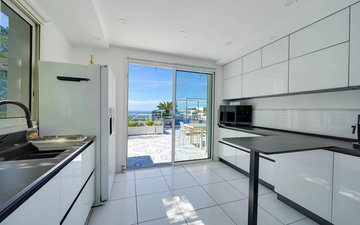 Property slide 20