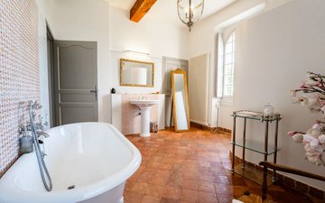 Property slide 17
